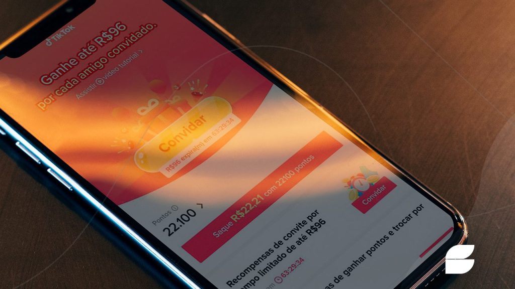 app tiktok na tela do celular
